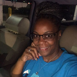 Meet your Posher, Veronica